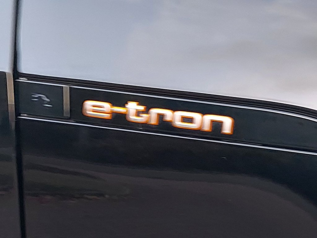 Used Audi e-tron 2021 for sale - 76744352: Photo 21
