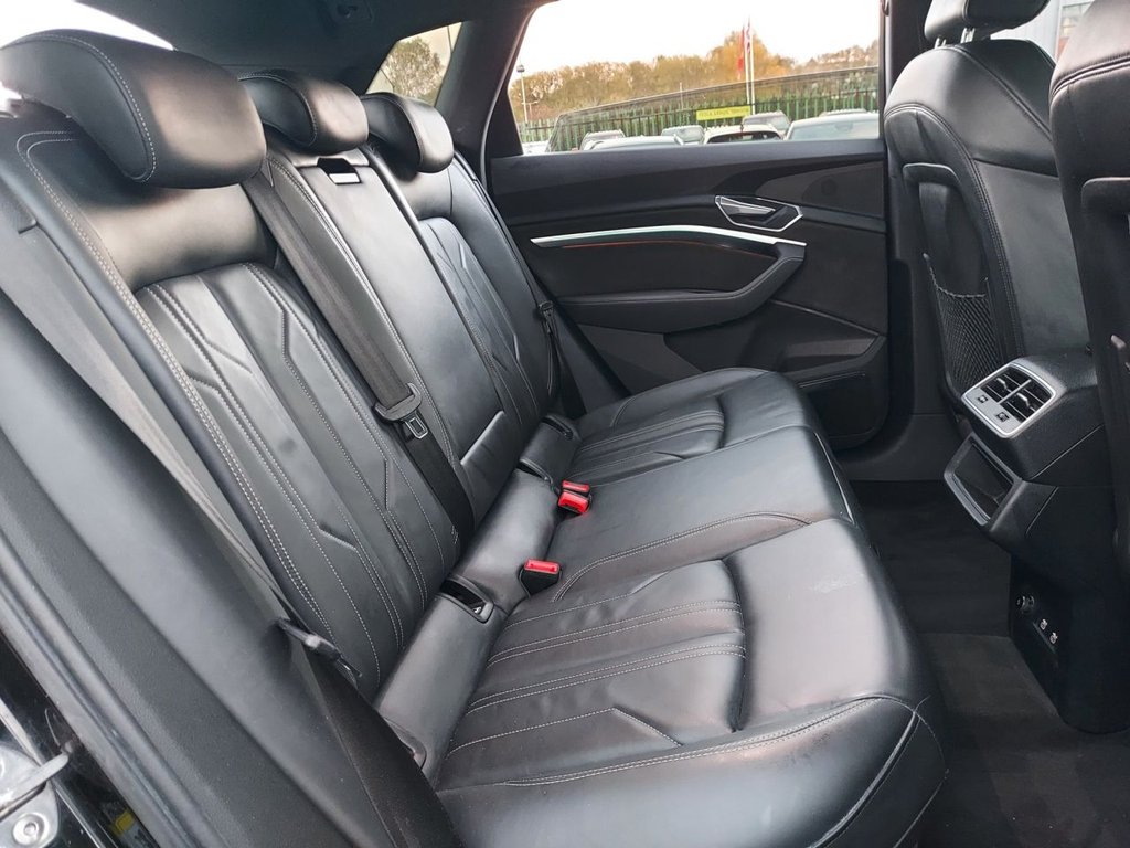 Used Audi e-tron 2021 for sale - 76744352: Photo 39
