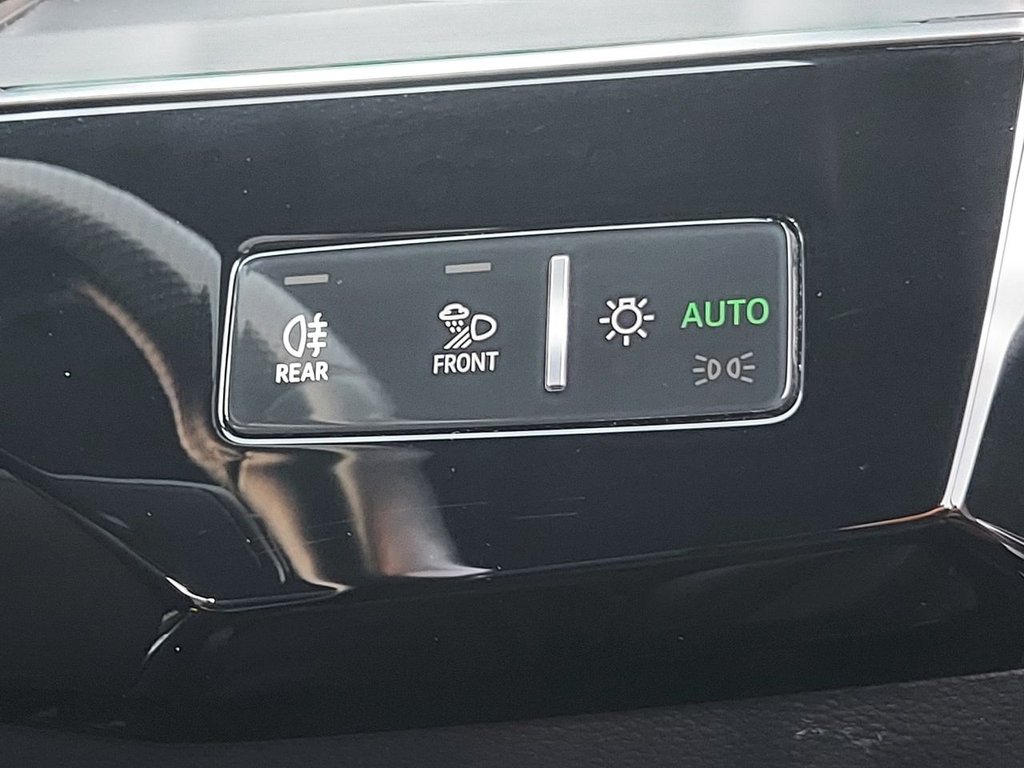 Used Audi e-tron 2021 for sale - 76744352: Photo 49