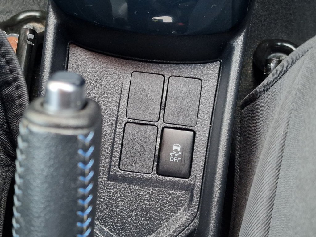 Used Toyota Yaris 2017 for sale - 76841301: Photo 29