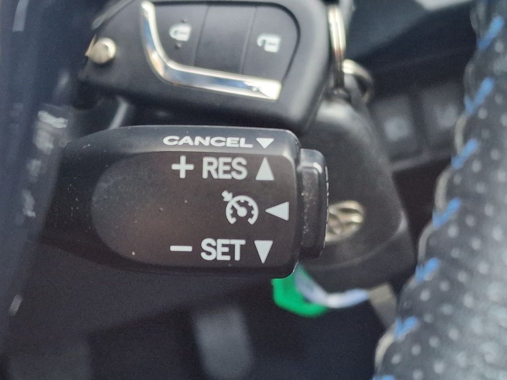 Used Toyota Yaris 2017 for sale - 76841301: Photo 32