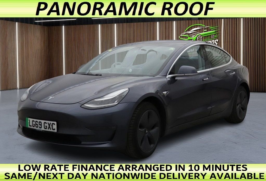 Used Tesla Model 3 2019 for sale - 76740078: Photo 1