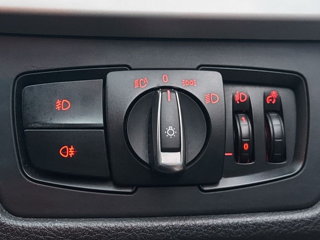 Used BMW 3 Series 2014 for sale - 77327993: Photo 40