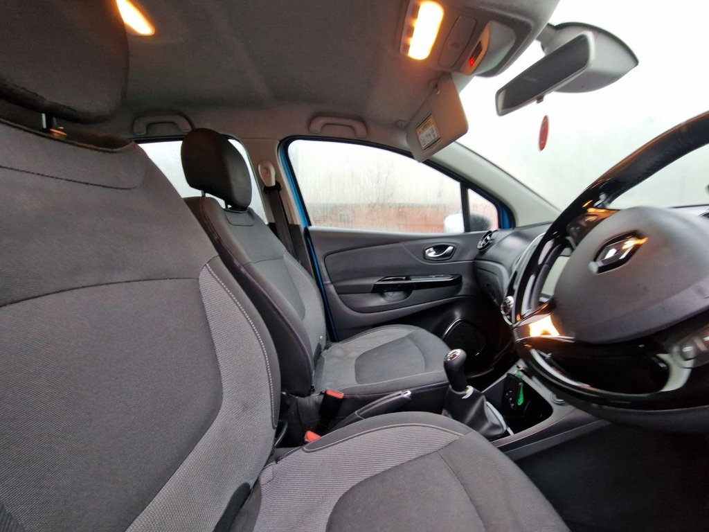 Used Renault Captur 2015 for sale - 76985952: Photo 38