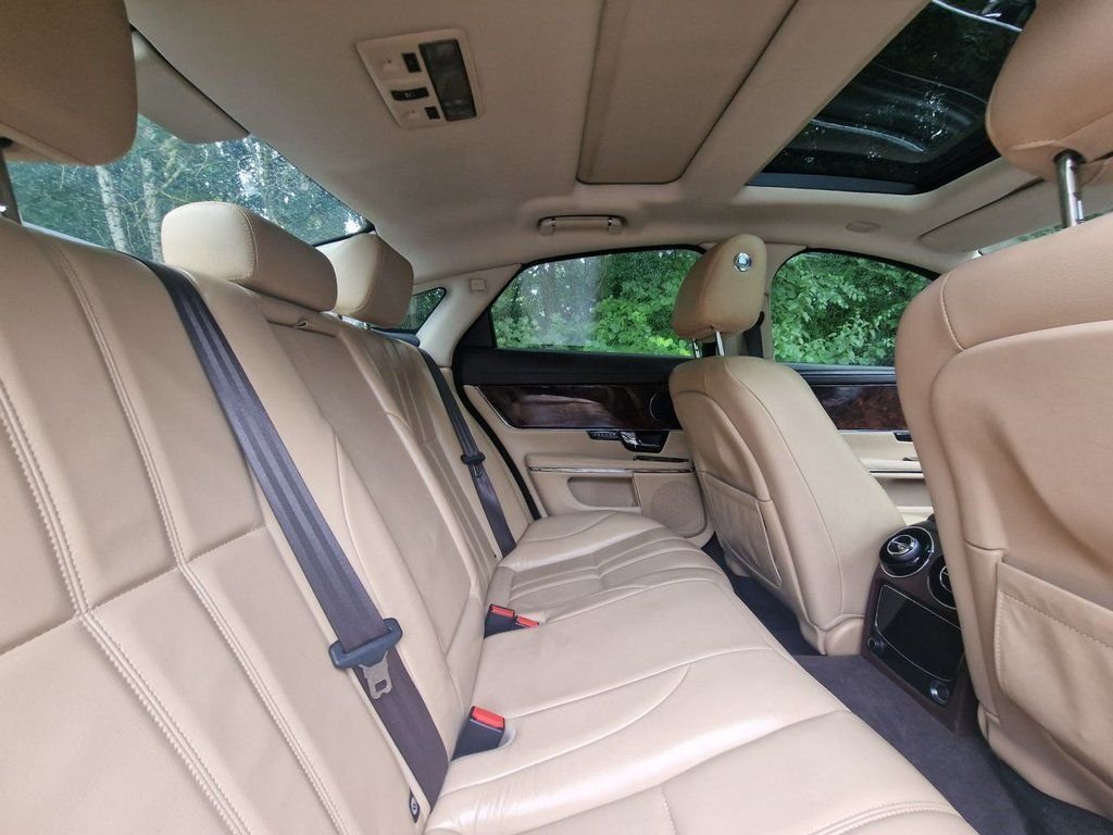 Used Jaguar XJ 2011 for sale - 77263434: Photo 45