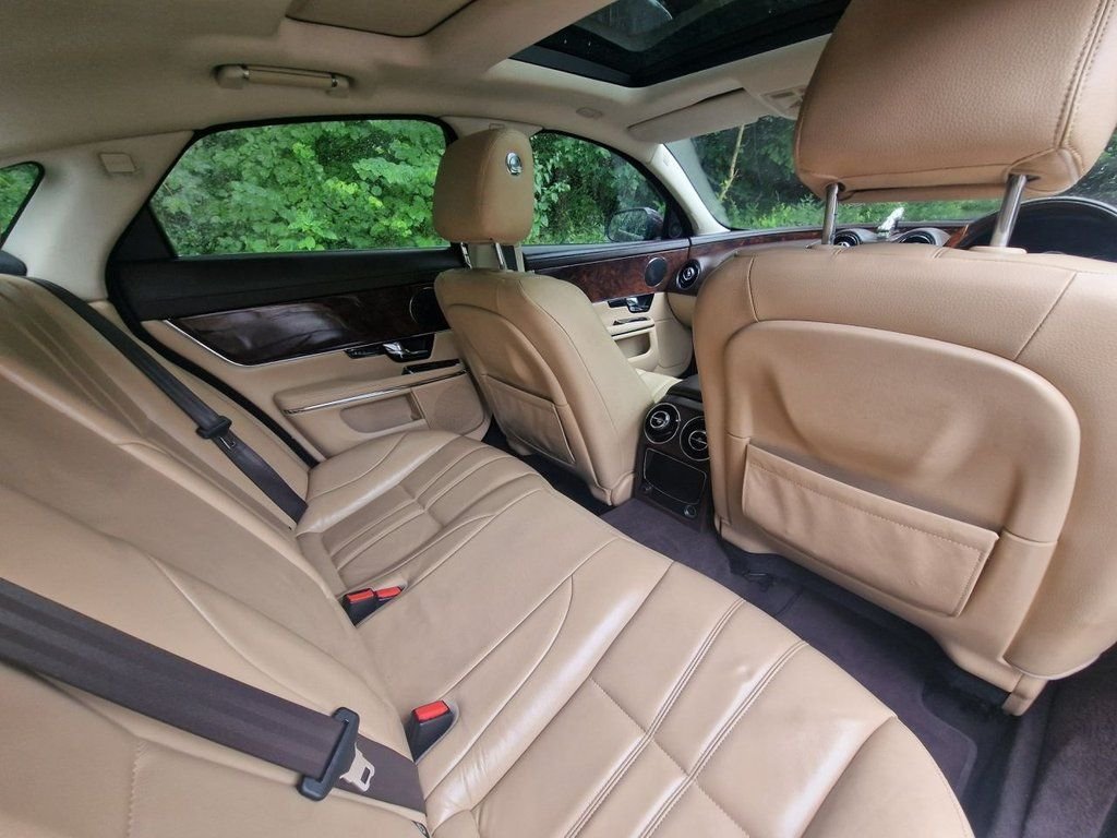 Used Jaguar XJ 2011 for sale - 77263434: Photo 48
