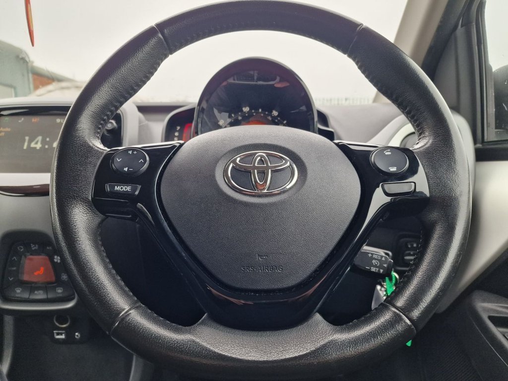 Used Toyota AYGO 2018 for sale - 76744388: Photo 18