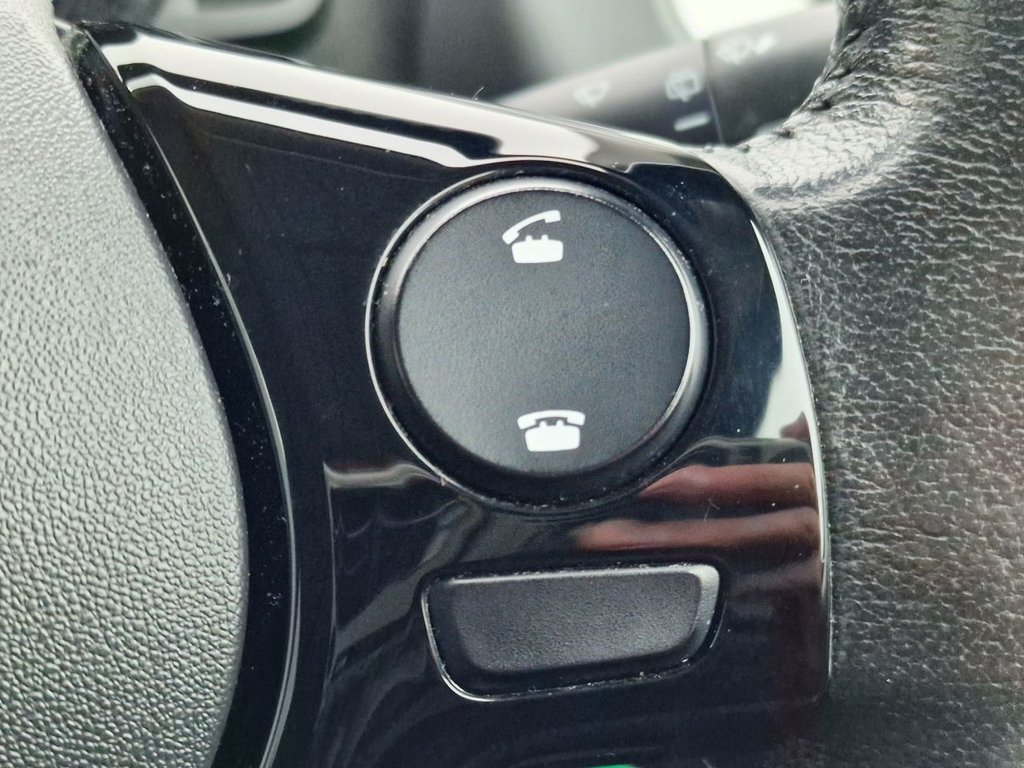 Used Toyota AYGO 2018 for sale - 76744388: Photo 22