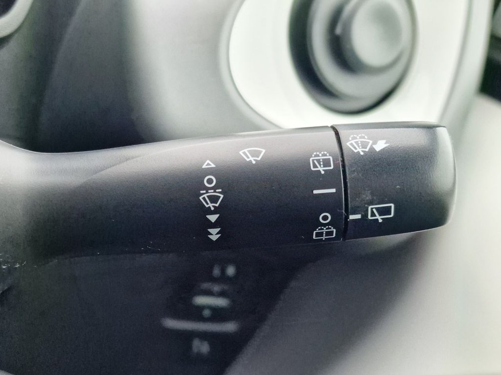 Used Toyota AYGO 2018 for sale - 76744388: Photo 26