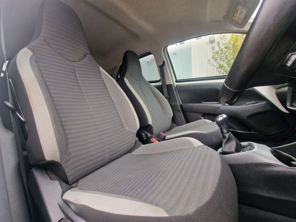 Used Toyota AYGO 2018 for sale - 76744388: Photo 35