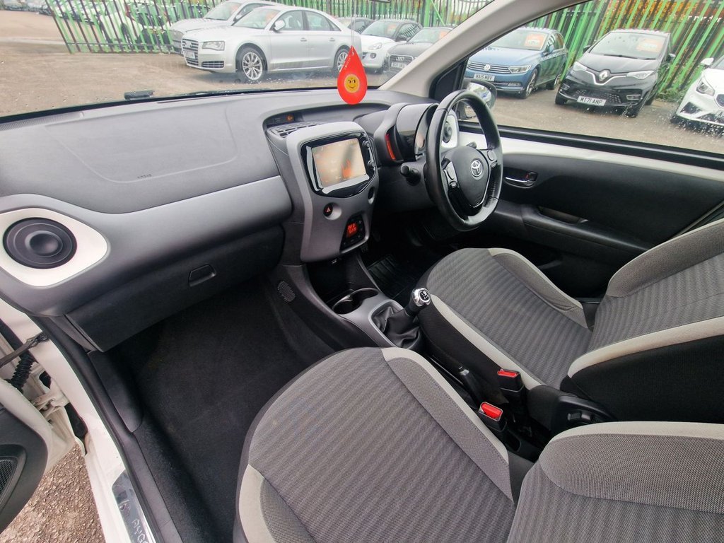 Used Toyota AYGO 2018 for sale - 76744388: Photo 49