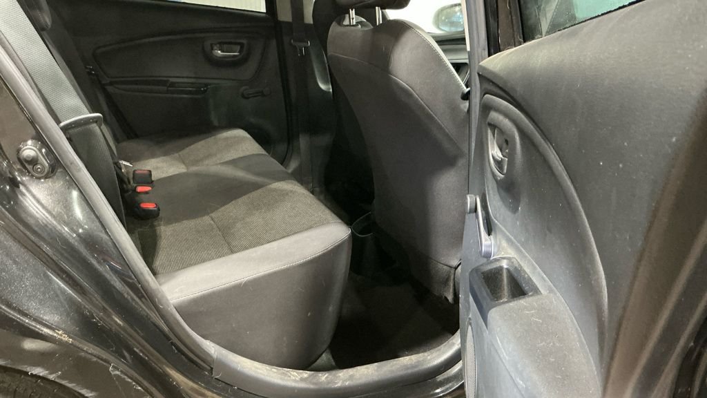 Used Toyota Yaris 2019 for sale - 76740785: Photo 13