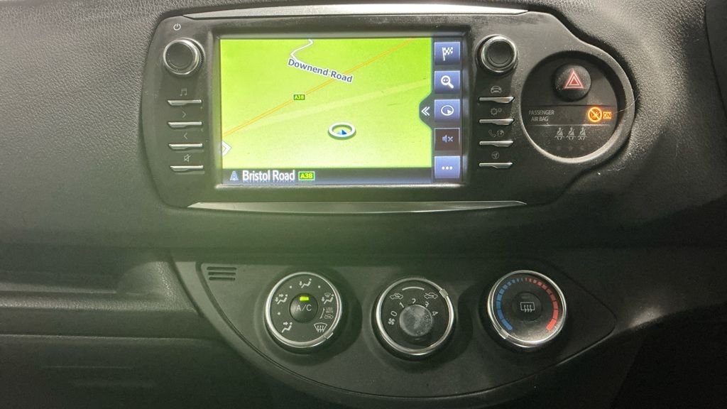 Used Toyota Yaris 2019 for sale - 76740785: Photo 17