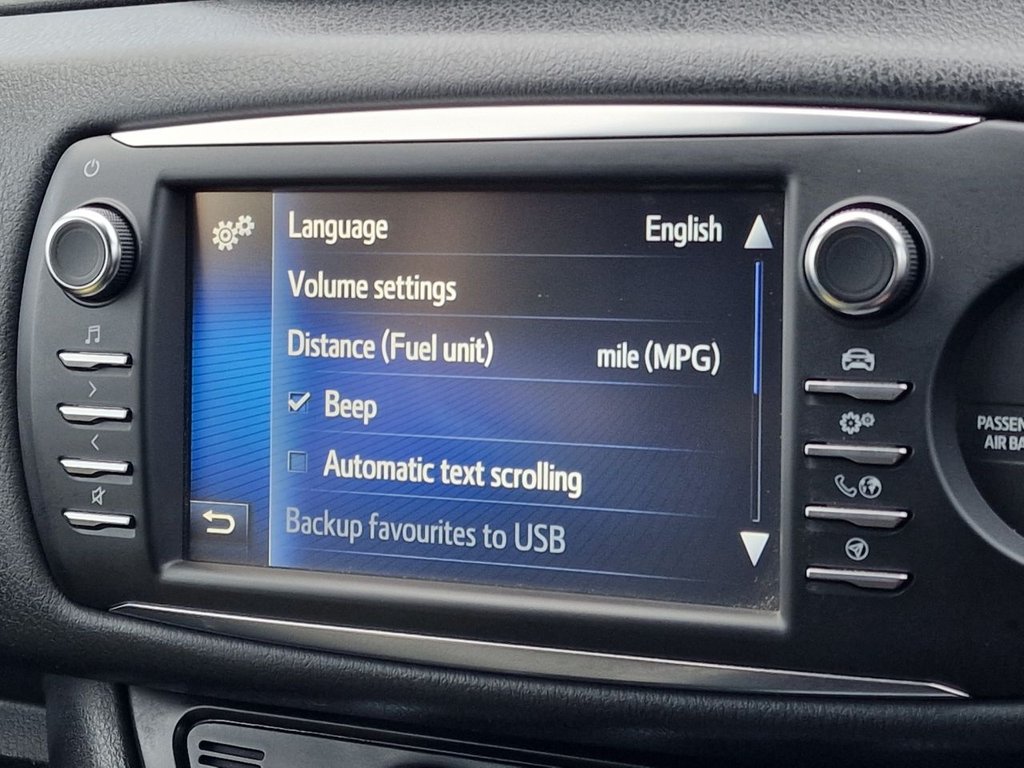 Used Toyota Yaris 2019 for sale - 76740785: Photo 40