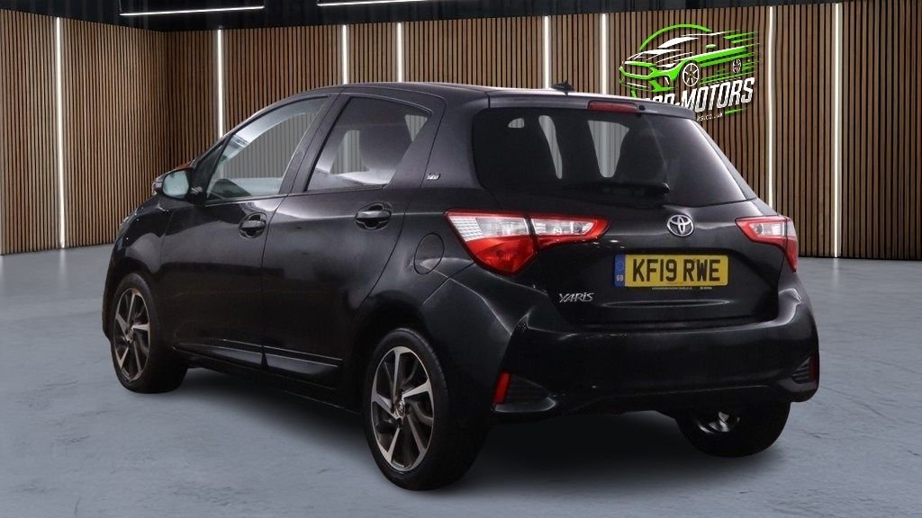 Used Toyota Yaris 2019 for sale - 76740785: Photo 9