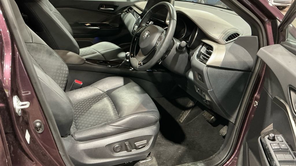 Used Toyota C-HR 2023 for sale - 76962554: Photo 17