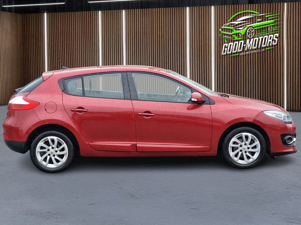 Used Renault Megane 2015 for sale - 76950636: Photo 11