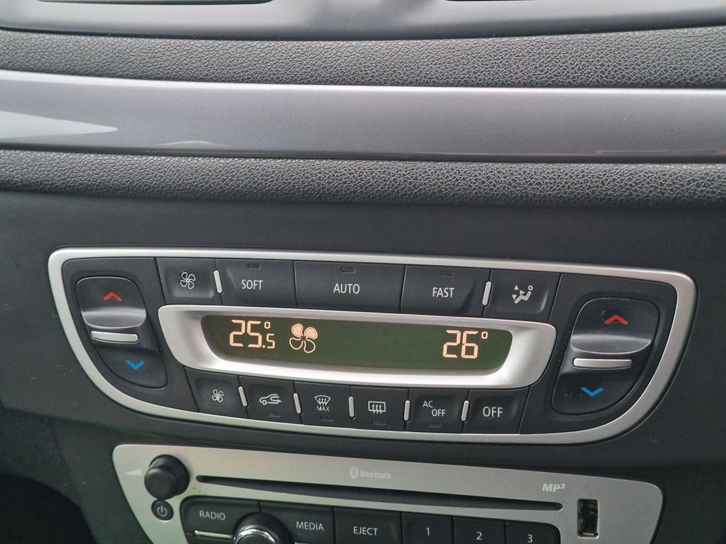 Used Renault Megane 2015 for sale - 76950636: Photo 37