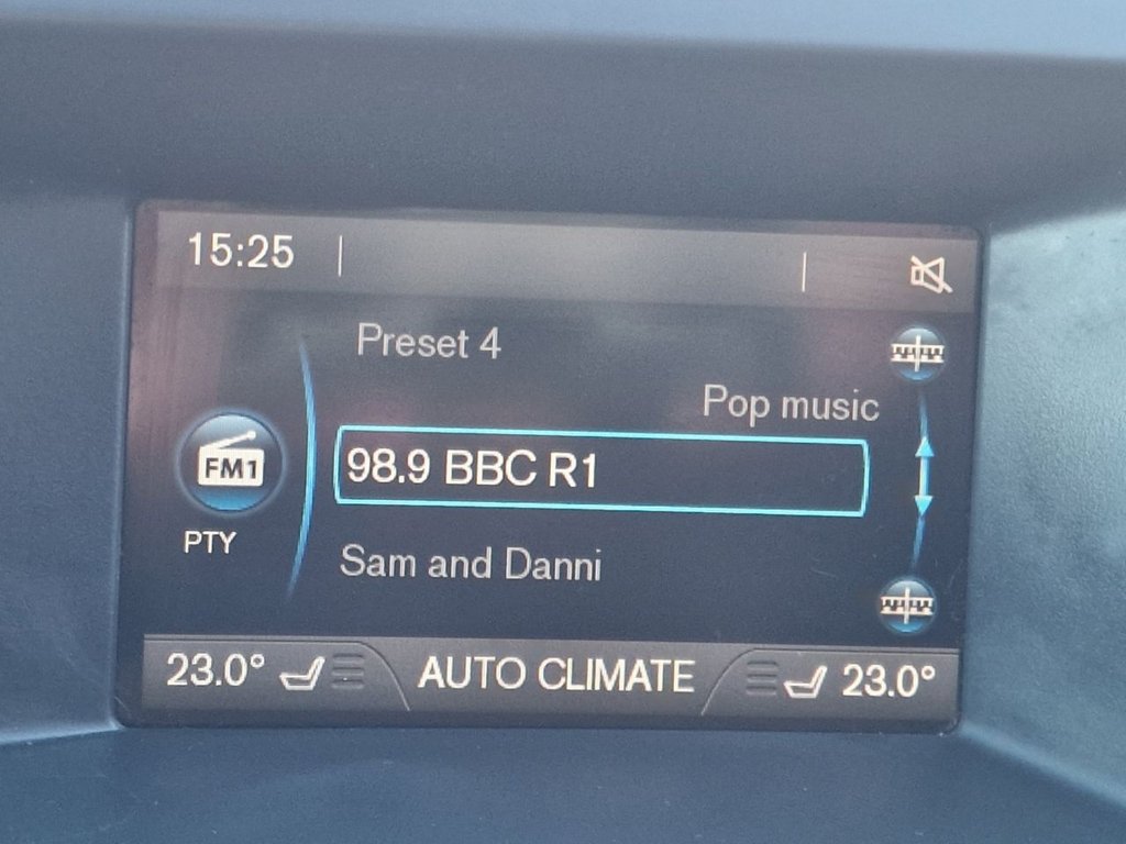 Used Volvo XC60 2015 for sale - 77014534: Photo 27