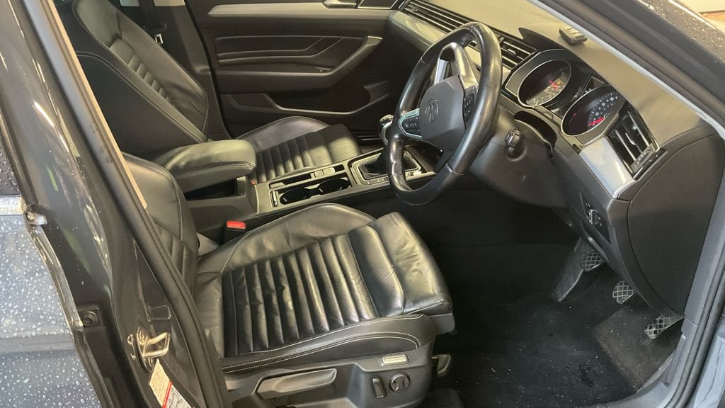 Used Volkswagen Passat 2020 for sale - 76934713: Photo 13