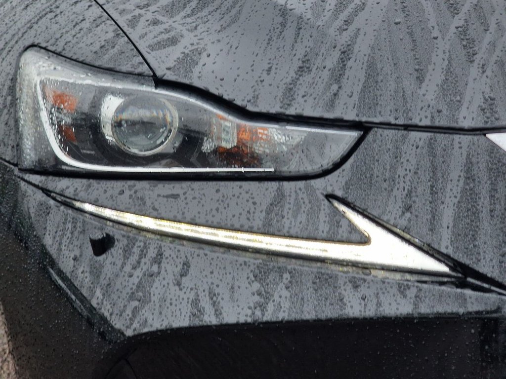 Used Lexus IS 2017 for sale - 76739919: Photo 22