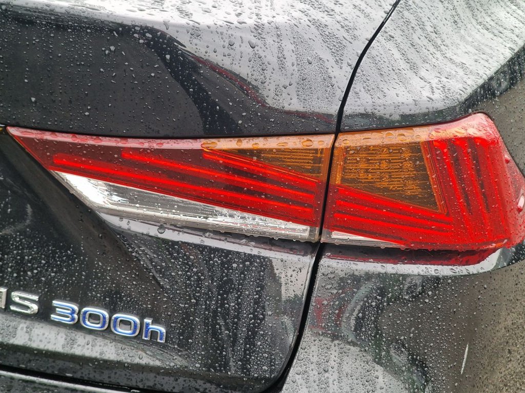 Used Lexus IS 2017 for sale - 76739919: Photo 23