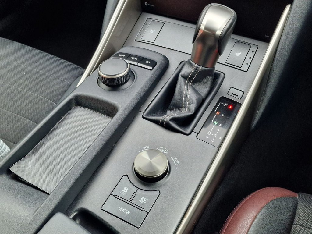 Used Lexus IS 2017 for sale - 76739919: Photo 38