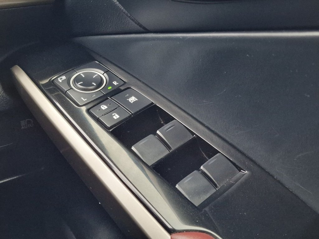 Used Lexus IS 2017 for sale - 76739919: Photo 43