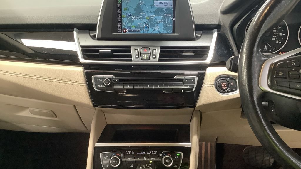 Used BMW 2 Series 2017 for sale - 76740509: Photo 16