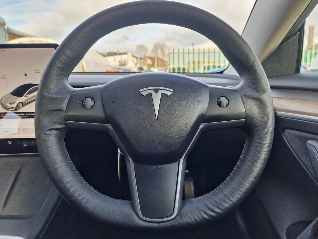 Used Tesla Model 3 2021 for sale - 76744399: Photo 25
