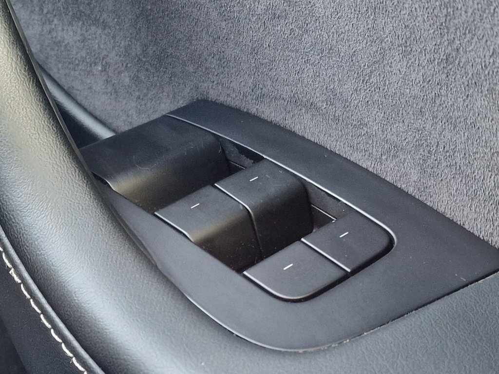 Used Tesla Model 3 2021 for sale - 76744399: Photo 45