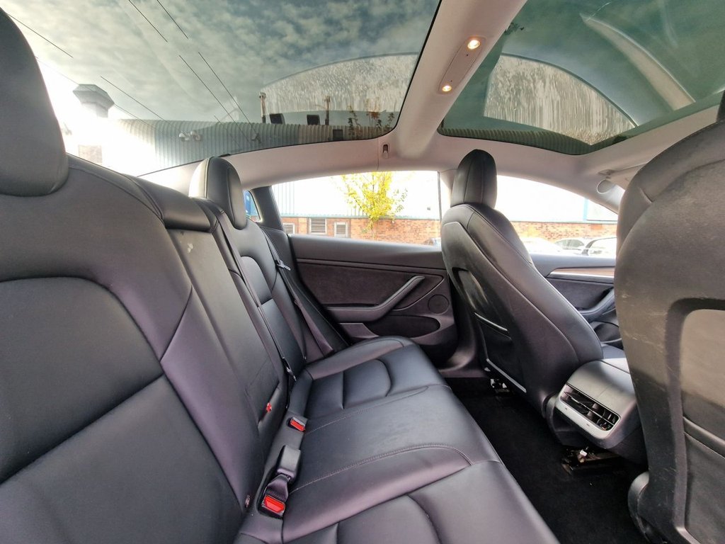 Used Tesla Model 3 2021 for sale - 76744399: Photo 47