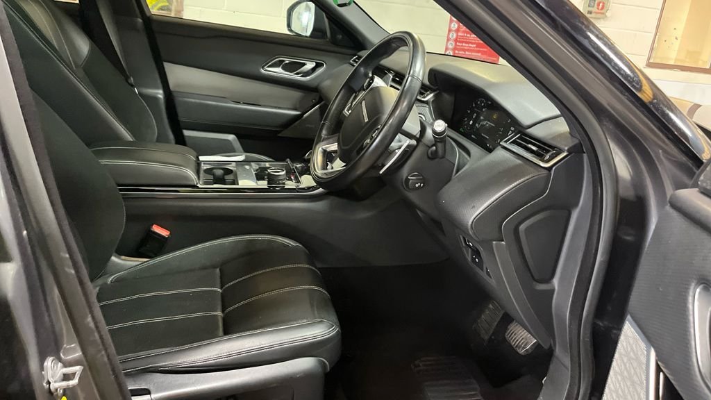 Used Land Rover Range Rover Velar 2018 for sale - 78096803: Photo 14