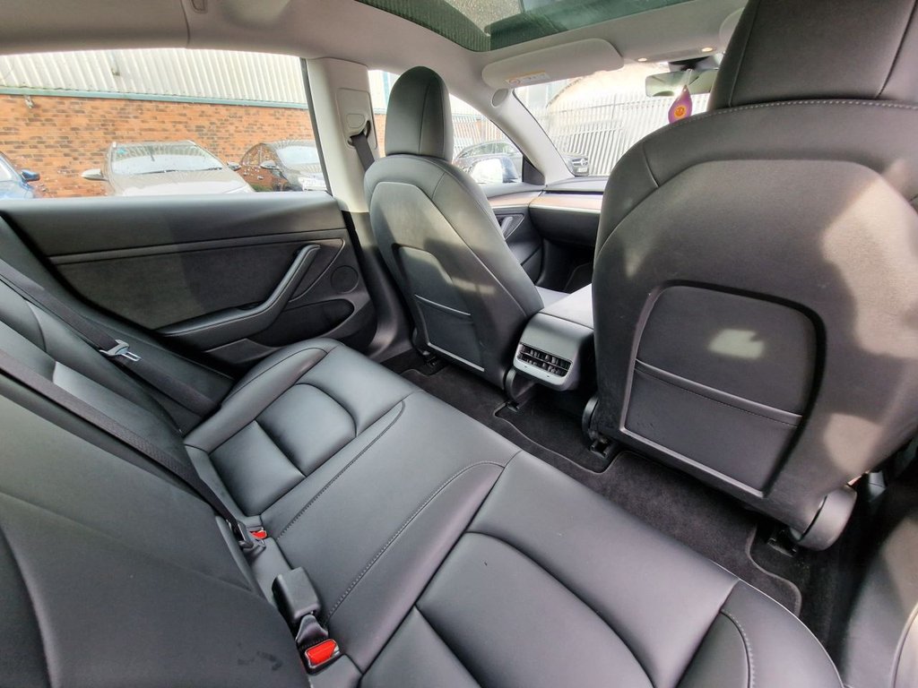 Used Tesla Model 3 2021 for sale - 77200256: Photo 41