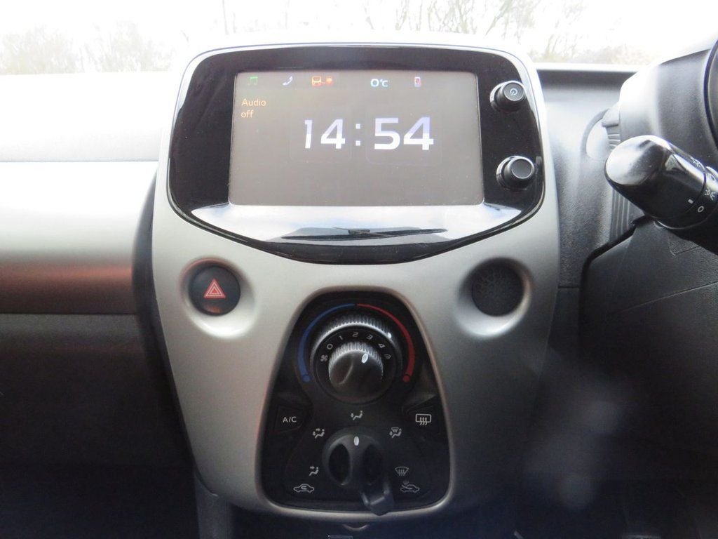 Used Peugeot 108 2017 for sale - 77302685: Photo 35