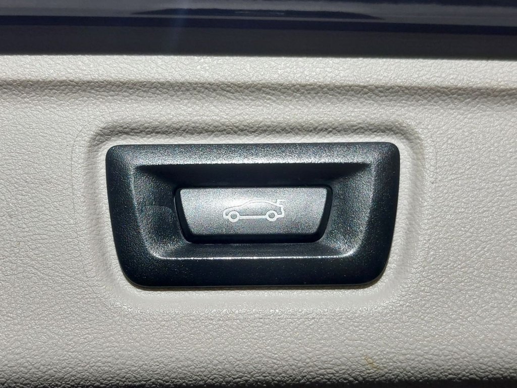 Used BMW 3 Series 2021 for sale - 76744361: Photo 36