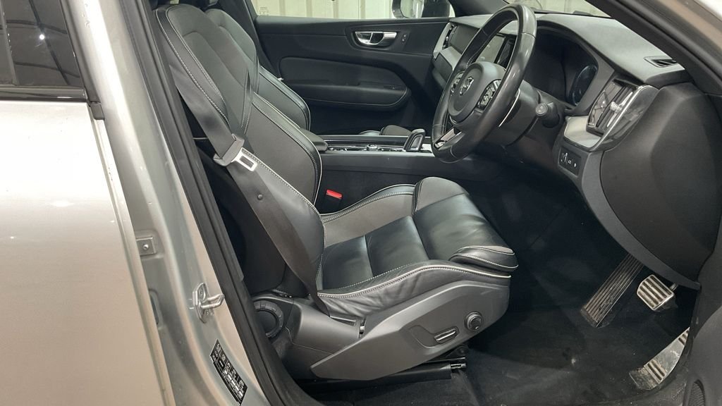 Used Volvo XC60 2020 for sale - 77976563: Photo 17