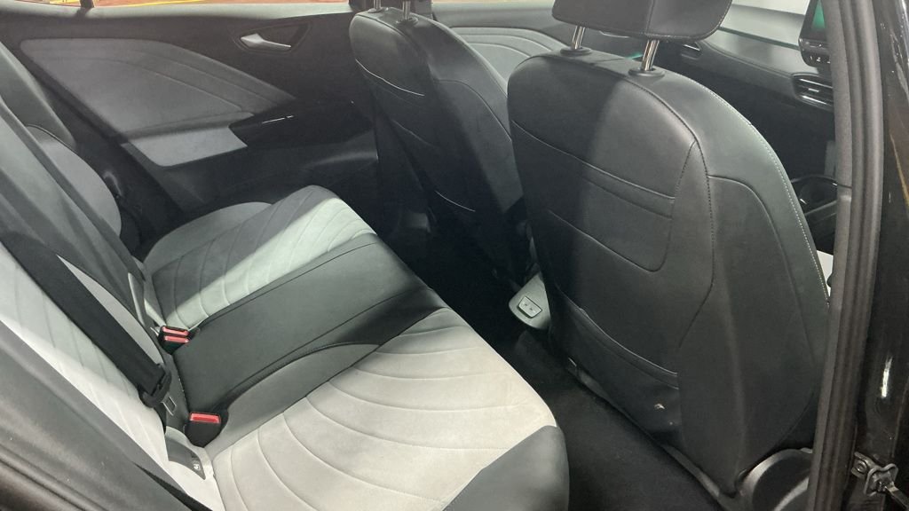 Used Volkswagen ID.3 2023 for sale - 77384609: Photo 18