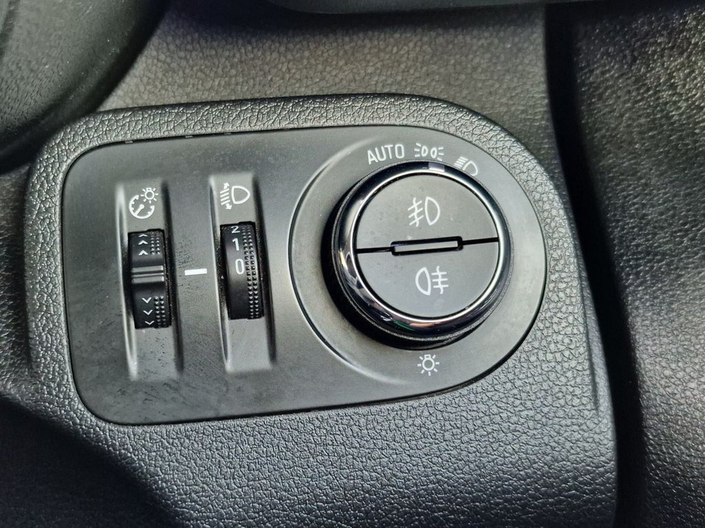 Used Vauxhall Combo Life 2019 for sale - 76744396: Photo 42