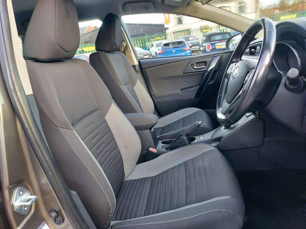 Used Toyota Auris 2017 for sale - 77631872: Photo 19