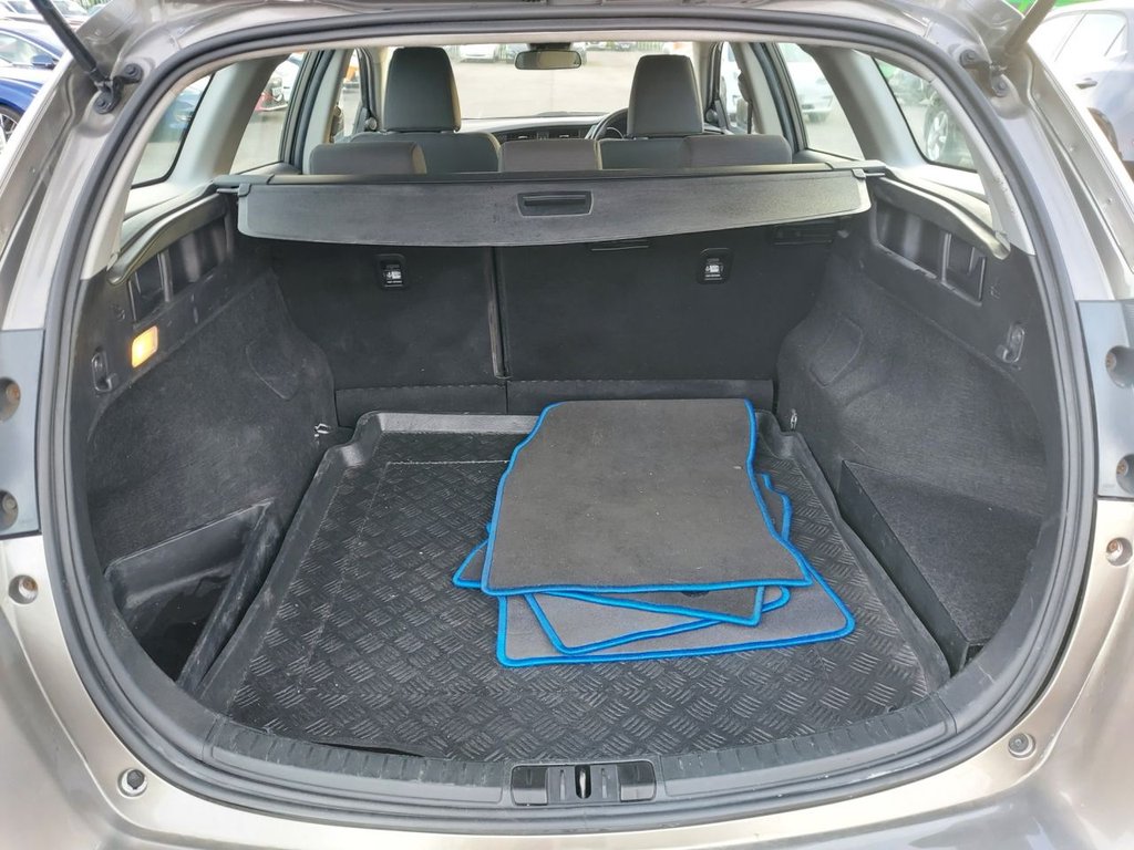 Used Toyota Auris 2017 for sale - 77631872: Photo 29