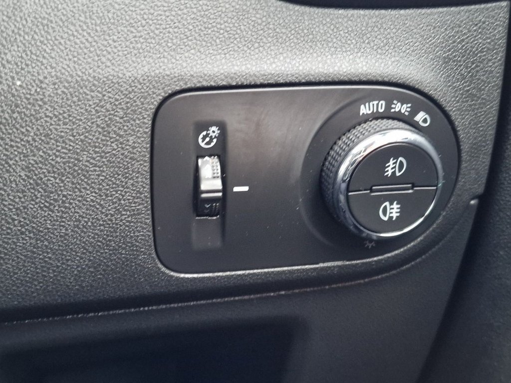 Used Vauxhall Crossland 2022 for sale - 77096672: Photo 30