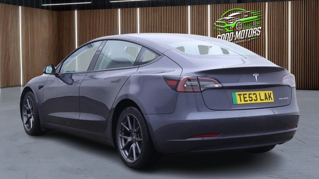 Used Tesla Model 3 2021 for sale - 76883404: Photo 10