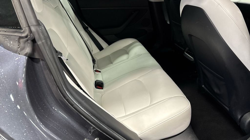 Used Tesla Model 3 2021 for sale - 76883404: Photo 20