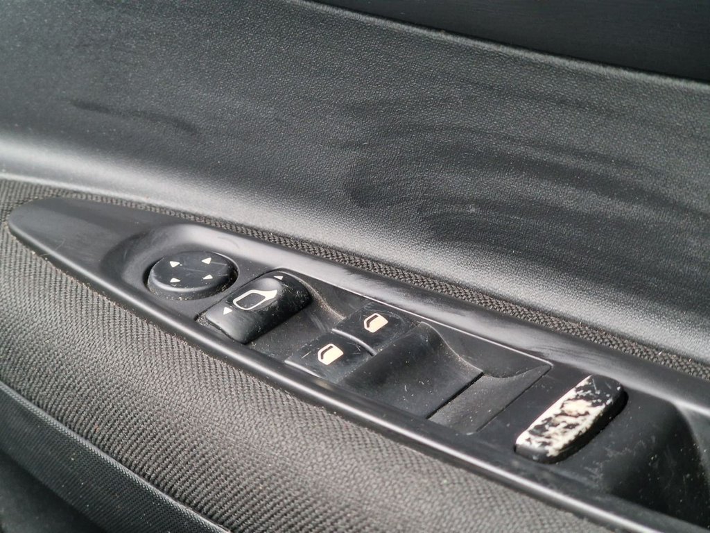 Used Citroen C4 2009 for sale - 77792508: Photo 32