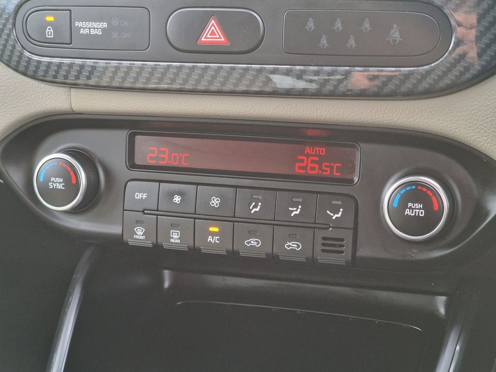 Used Kia Carens 2018 for sale - 76744368: Photo 38