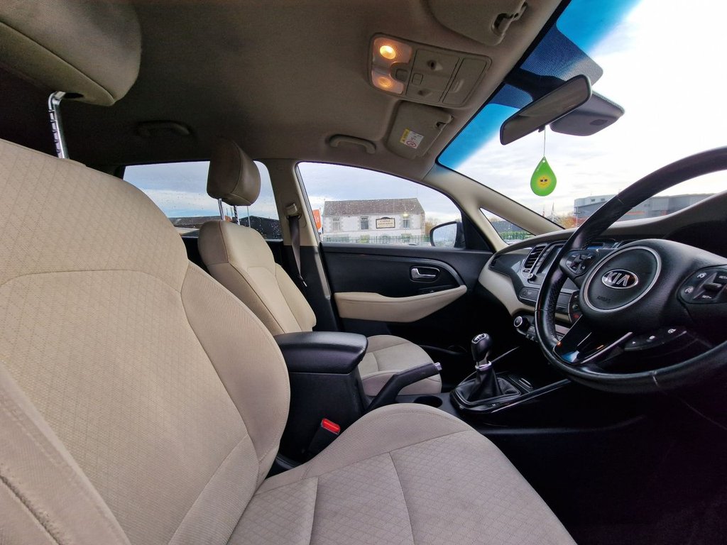 Used Kia Carens 2018 for sale - 76744368: Photo 41