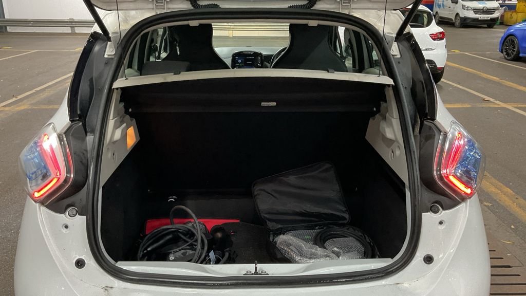 Used Renault Zoe 2016 for sale - 76883538: Photo 9