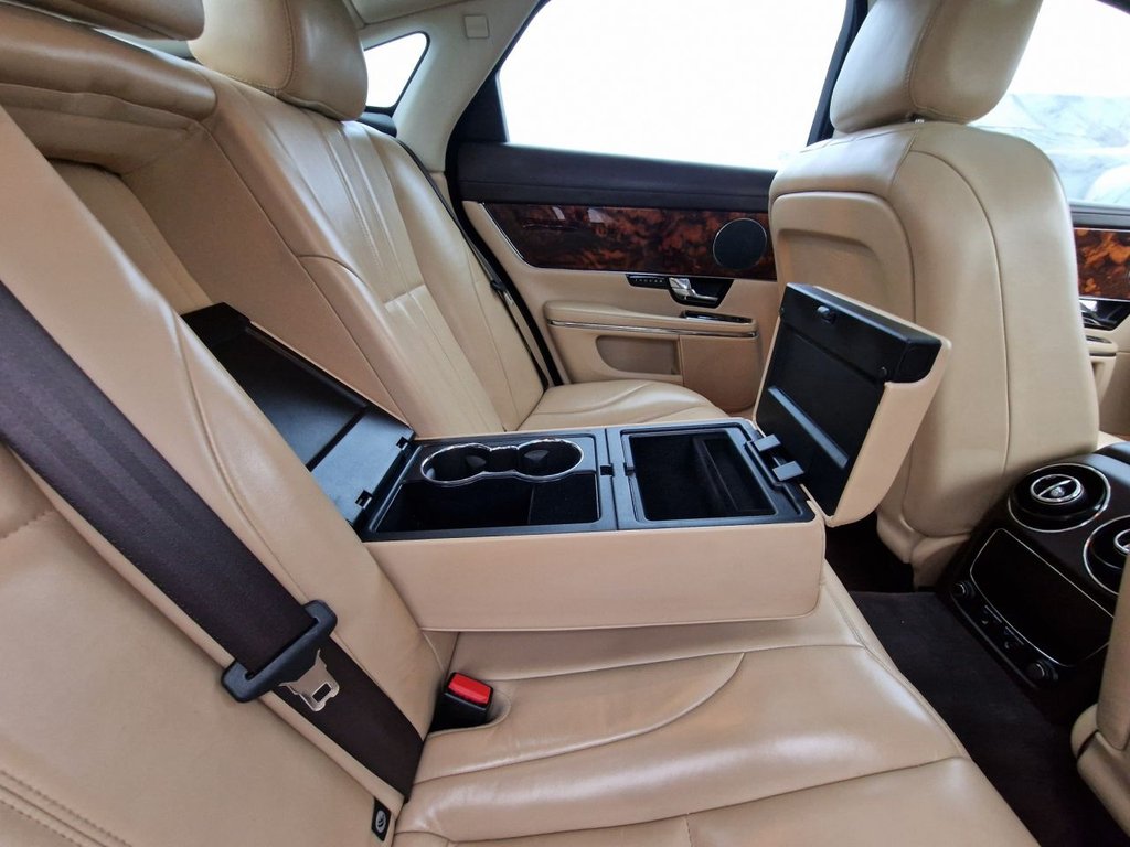 Used Jaguar XJ 2011 for sale - 77477547: Photo 47