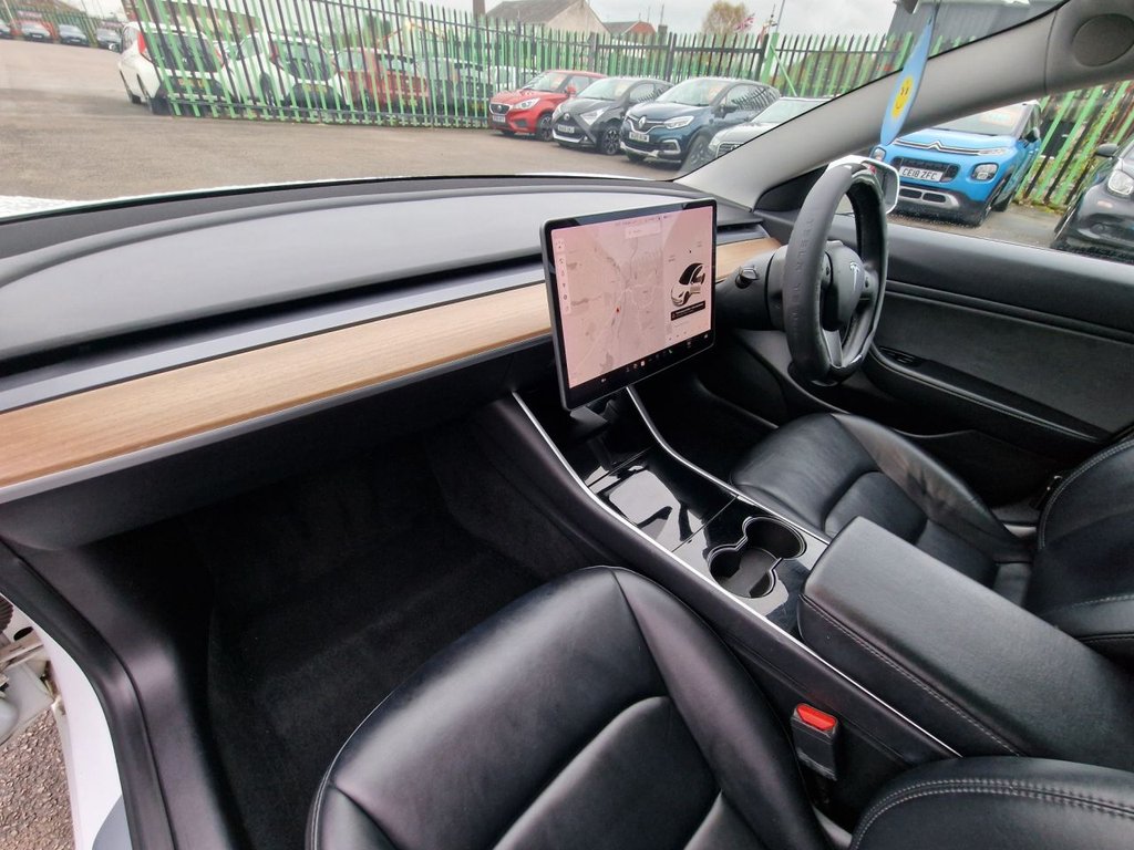 Used Tesla Model 3 2019 for sale - 76744419: Photo 40